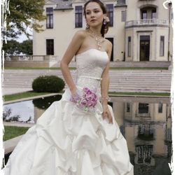 Wedding dress