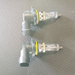 Toyota Rav4 Headlight Bulbs