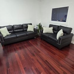 Sofa & Loveseat