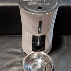 Automatic Pet Feeder