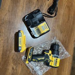 Dewalt Drill Kit 