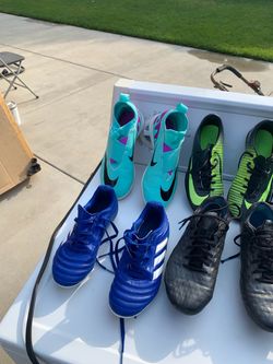 Soccer cleats