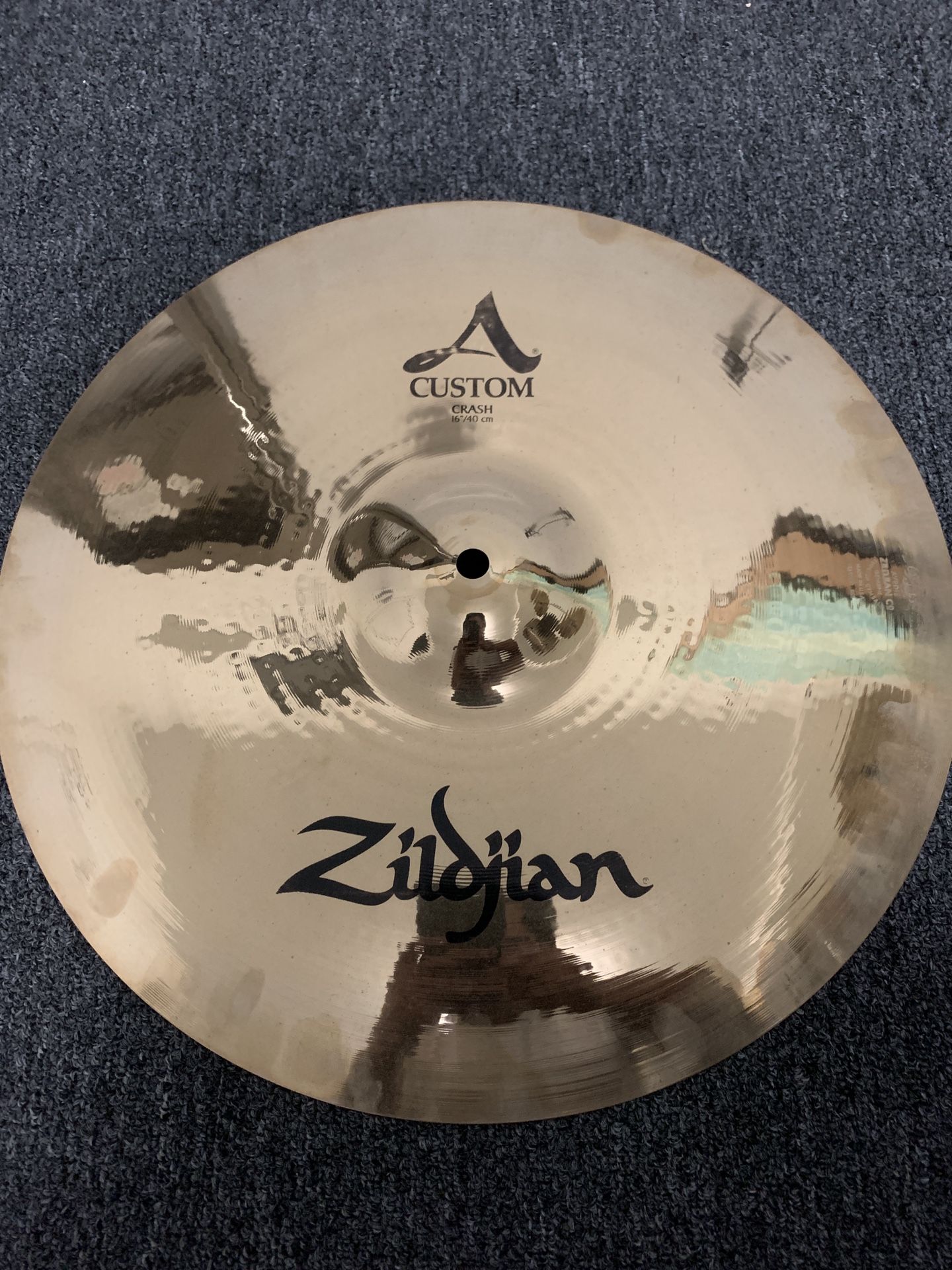 Zildjian A Custom crash cymbal 16”