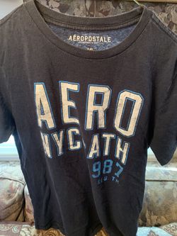 Aeropostale T Shirt Small/Petite (Bag #22)