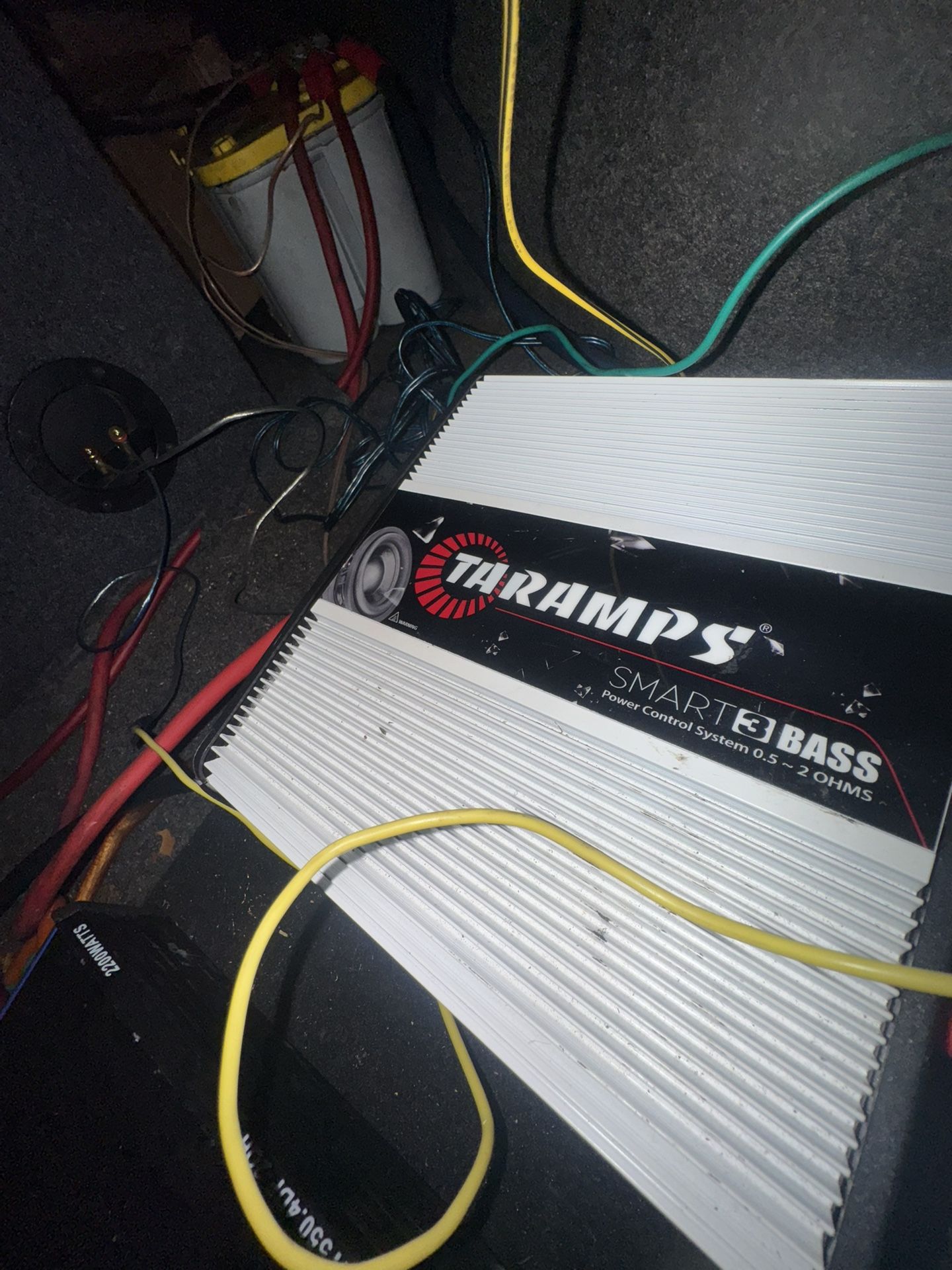 Smart Bass 3k Taramps 0.5-2ohm Amp