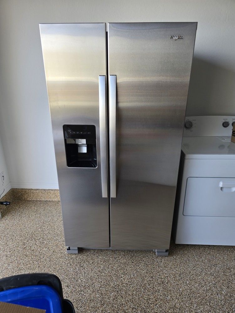 2025 Whirlpool Refrigerator - Brand New