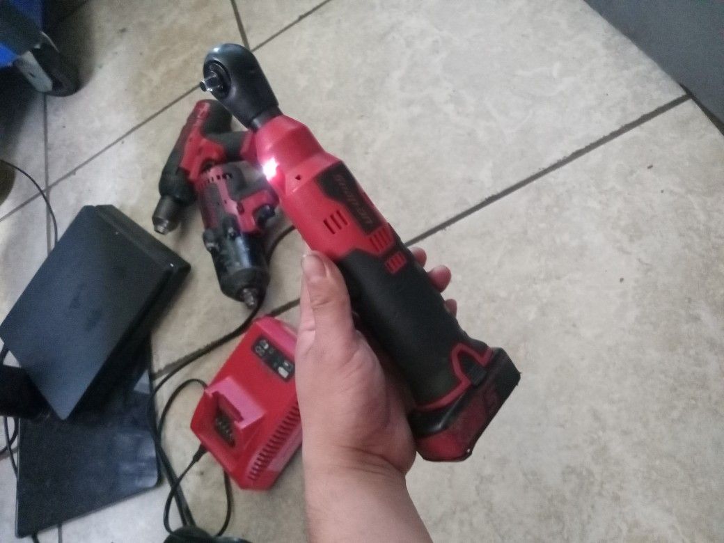 Snap On CTR714 1 4 drive Cordless Ratchet 14.4v comes with one Battery for Sale in Bell Gardens CA OfferUp