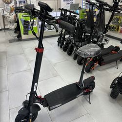 iScooter iX3 Electric Scooter 25MPH! Finance For $50 Down Payment!!