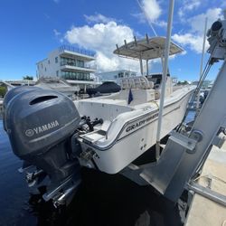 2015 Grady White With 300 Hours 