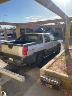 2004 Chevy avalanche