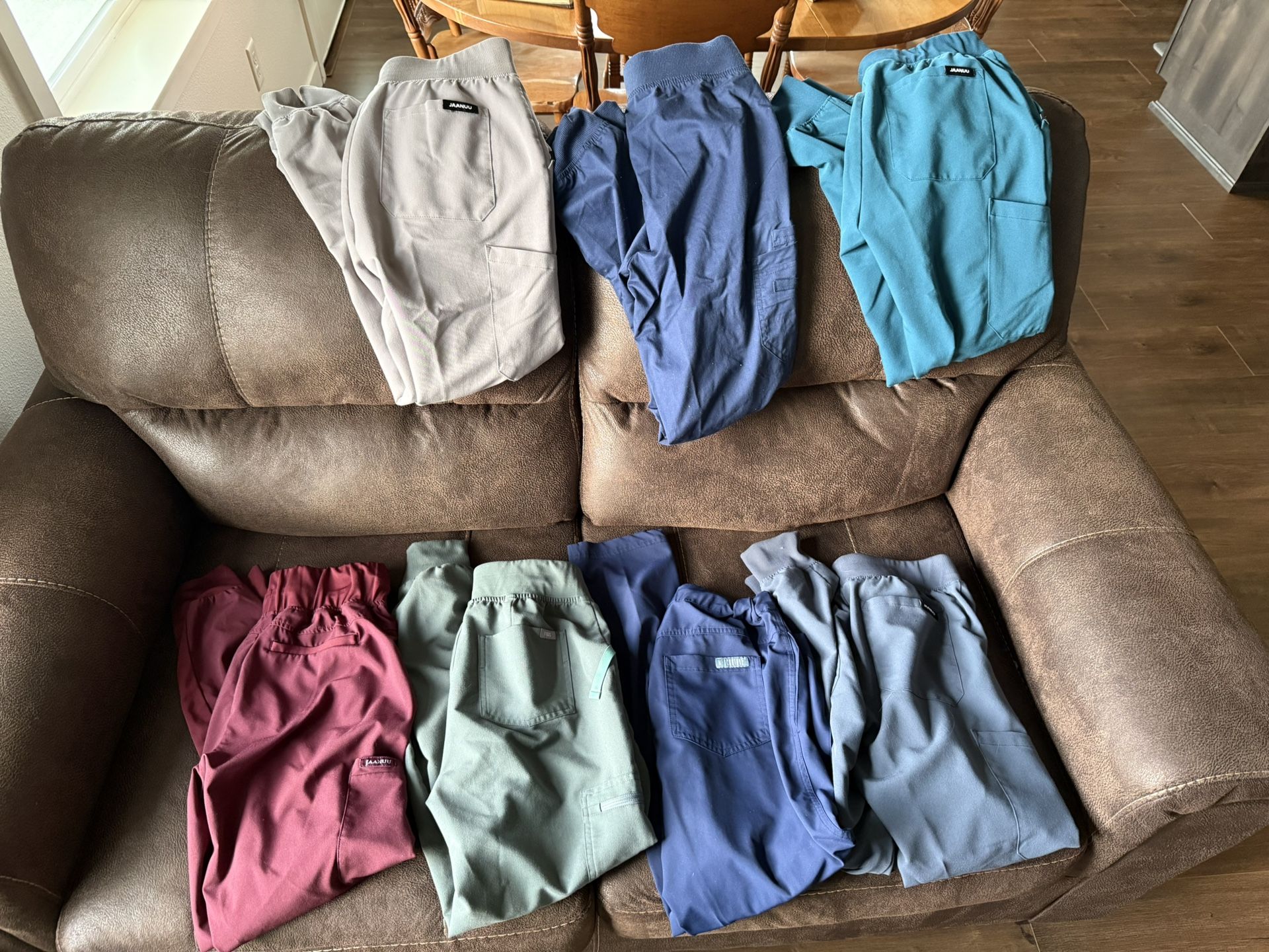 Scrubs Pants (XS/S) & Assorted Extras