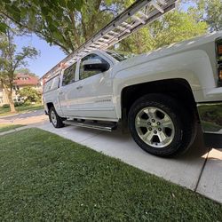 2015 Chevrolet Silverado - Single Owner - Very Good Condition - 83k Miles