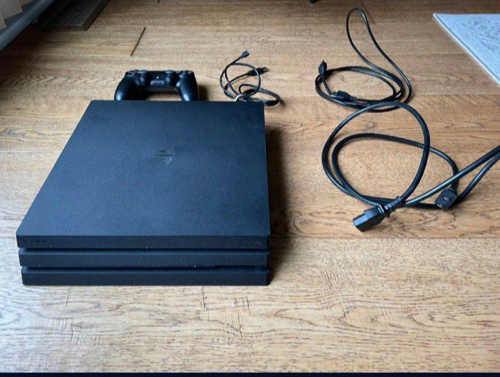 Fairly Used,  PlayStation 4 