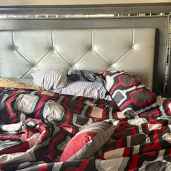 King Size Bed And Mattress 