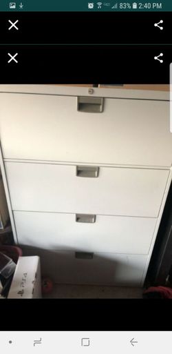 File cabinet no key