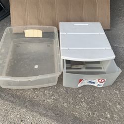 Plastic Drawer Storage (qty 2)