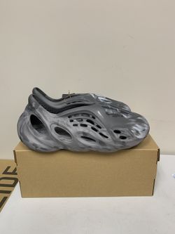 Adidas Yeezy Foam RNR - MX Granite Size 12