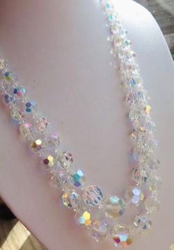 1950’s Vintage Aurora Borealis sparkling Clear Crystals Beaded Necklace Women’s