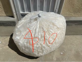 Packing peanuts