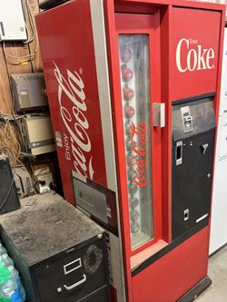 80s Model Coke Machine 