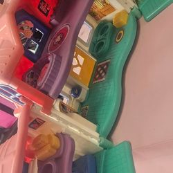 Fisher Price B1831 little people "sweet sounds home"