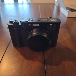 Fujifilm X100VI 40.2 MP Digital Camera Black - US MODEL Made In Japan!