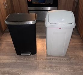 13 gallon bag sized trash cans
