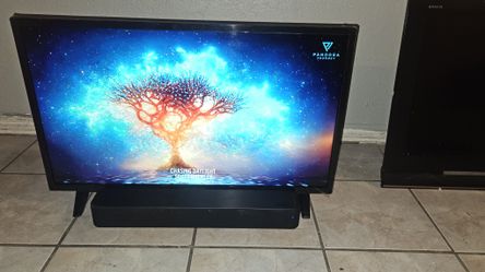 Insignia Fire TV And Soundbar Like New