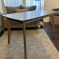 Dinning Table 