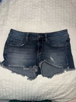 PINK Victoria’s Secret Denim Shorts (size 4)