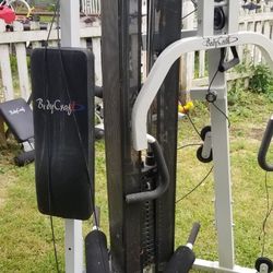 Work Out Machine  Weight machines