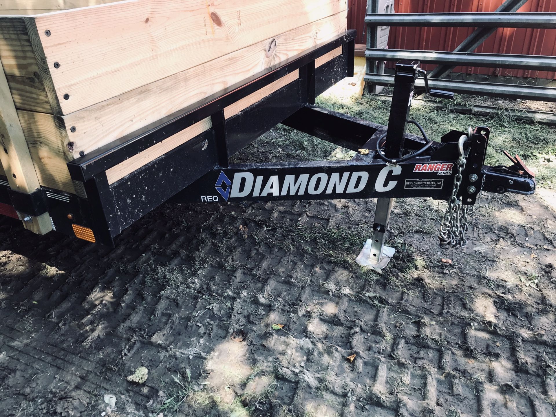 Photo Diamond C 14 k equipment trailer 20 ft
