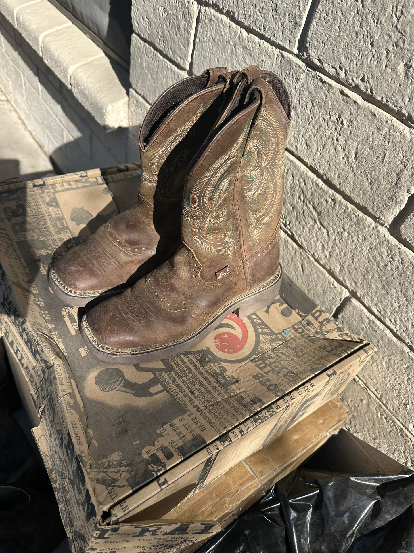 Justin Women Western Boots 