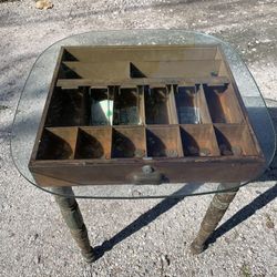 1930s Cash Register Table 