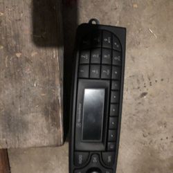Stero Mercedes C240