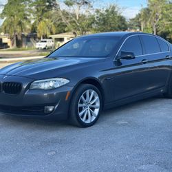 2013 BMW 528I 