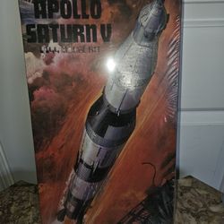 Model Rocket Apollo Saturn 5