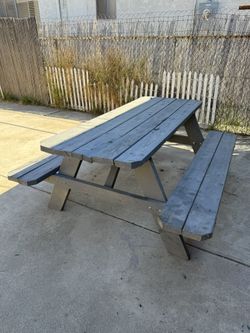 ► Picnic Table w/ Benches 6’ Feet Long Standard Size Only 1 Available