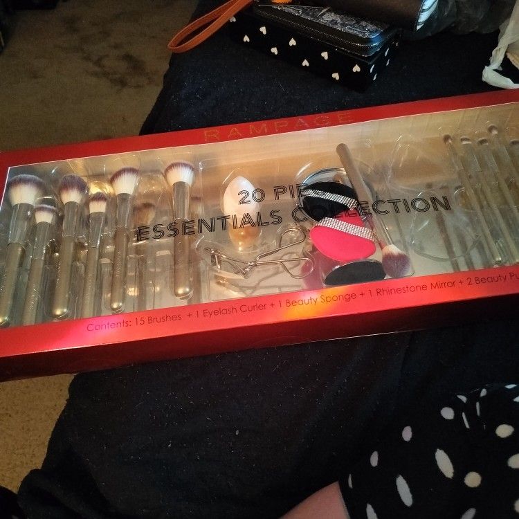 Makeup Brush Set