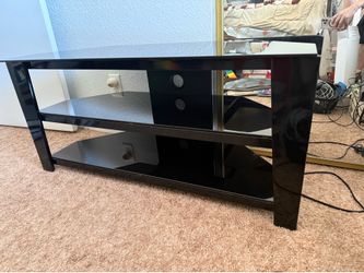 Corner TV stand