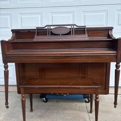 Kohler & Campbell Upright piano