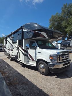Luxury class C ENTEGRA ESTEEM 27U  AUTO LEVELING