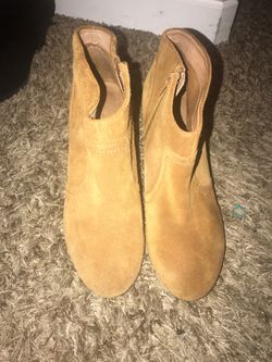 Boots size 7