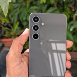 𝚂𝚊𝚖𝚜𝚞𝚗𝚐 𝙶𝚊𝚕𝚊𝚡𝚢 𝚂24 𝚞𝚗𝚕𝚘𝚌𝚔𝚎𝚍 𝚠𝚒𝚝𝚑 𝚠𝚊𝚛𝚛𝚊𝚗𝚝𝚢