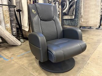 DPS Sleek Black Pedestal Gaming Chair with Swivel and Recline