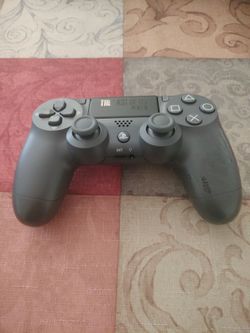 PS4 controller the last of us part 2 edition