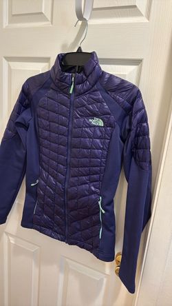 The North Face women’s size XS ThermoBall Hybrid Jacket