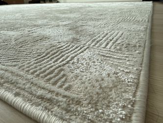 Large 8’8” x 13’ Area Rug – Gertmenian (Costco) – Great Condition