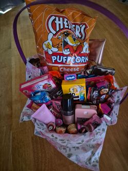 🩷 Girlie Snack Basket 🩷 READ DESCRIPTION!