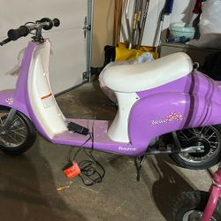 Razor Moped